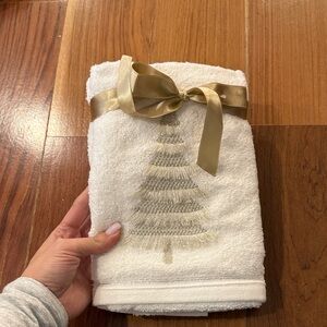 Elegant White and Gold Christmas Tree Towel